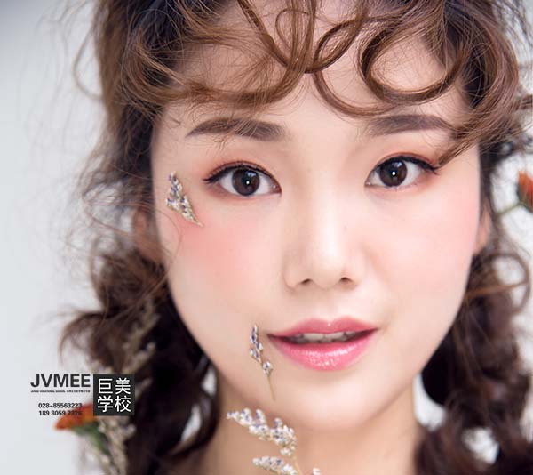 贵阳化妆培训哪家好