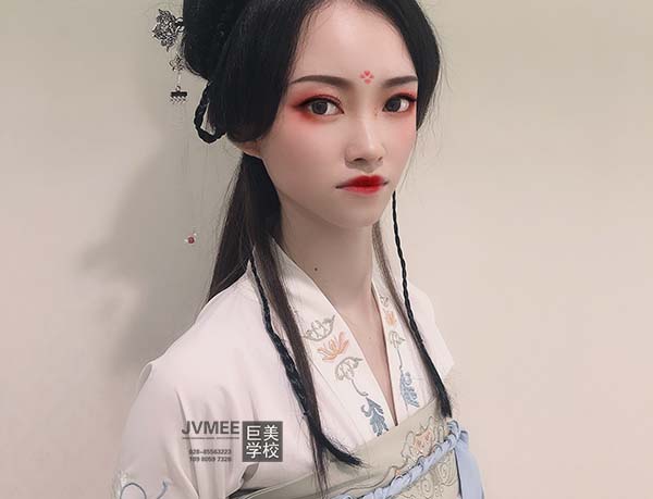 绵阳化妆培训学费是多少
