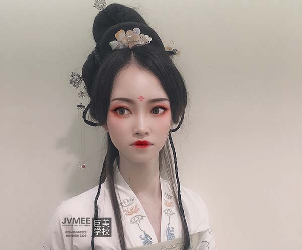 德阳化妆培训学校哪家好