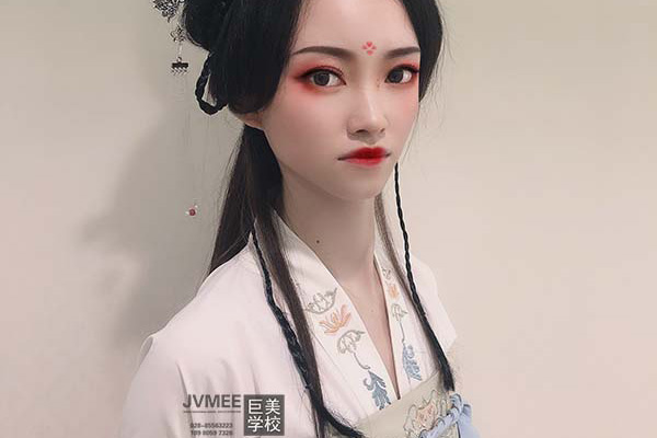 2022年攀枝花化妆学校哪家好