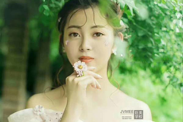 零基础如何在成都学化妆